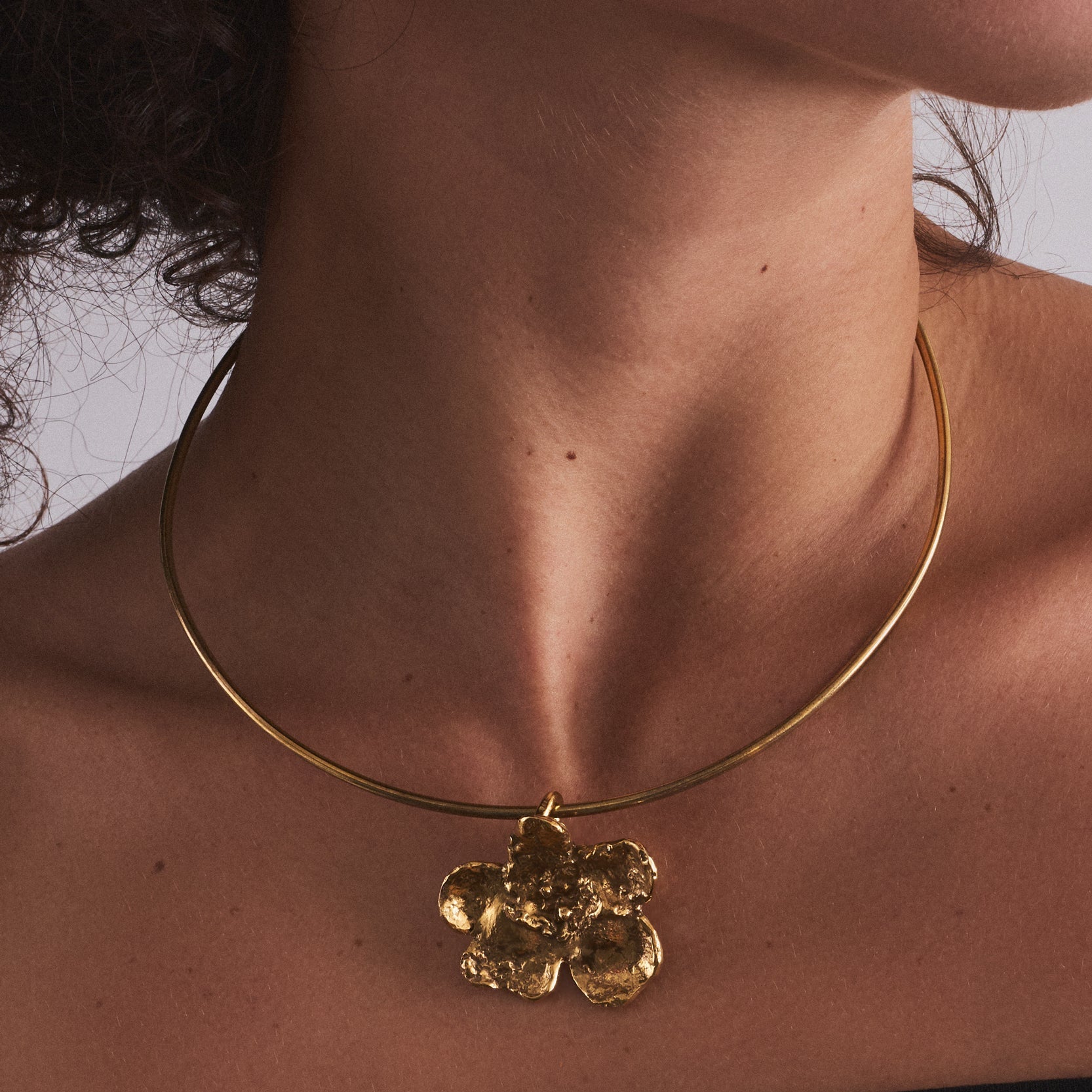 Fleur de Feu Necklace — Gold