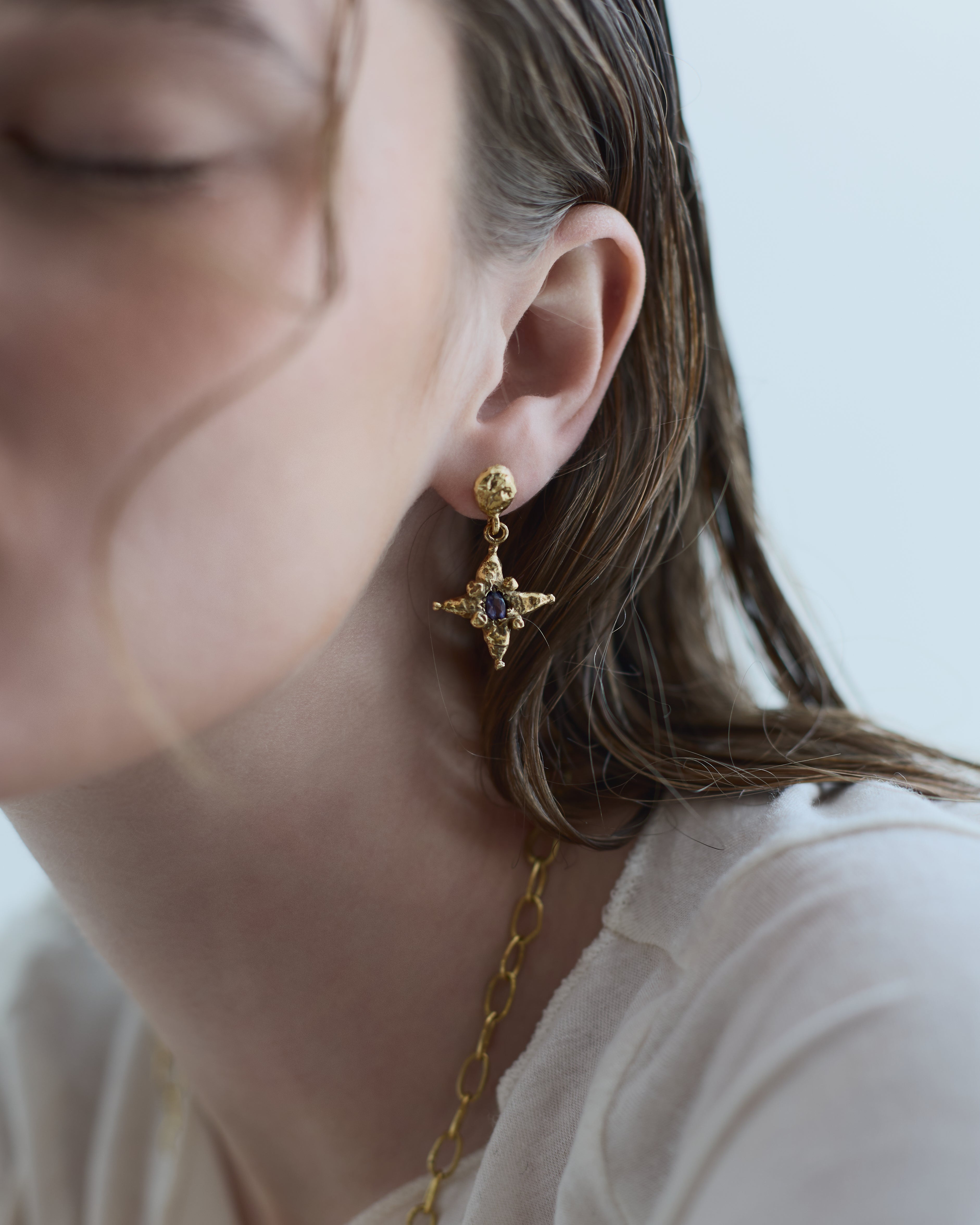 The Star Studs — Gold