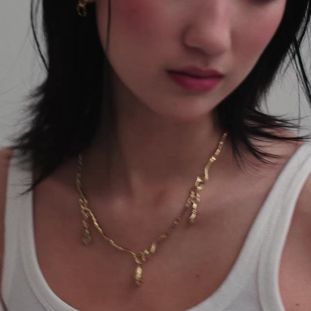 The Teardrop Necklace — Gold